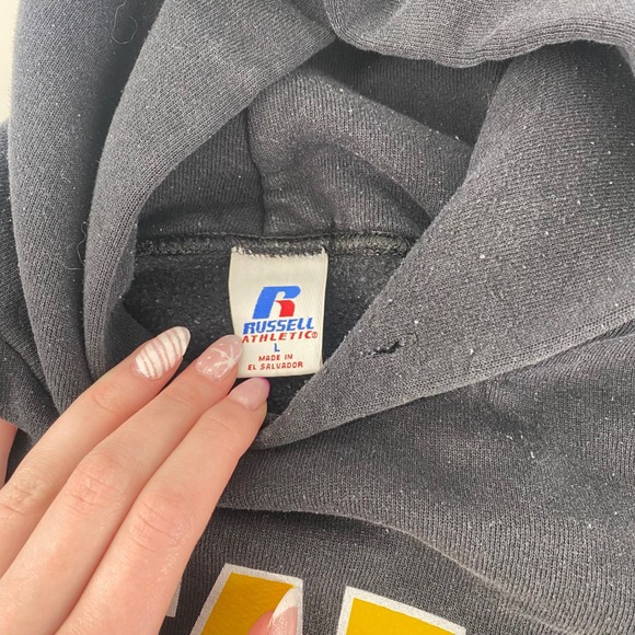 Russell Athletic Iowa Hawkeyes Black Hoodie Sweatshirt Men's - Picture 2 of 4